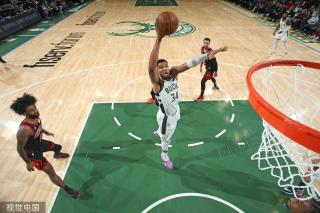 赛敲响了警 赛敲响了警